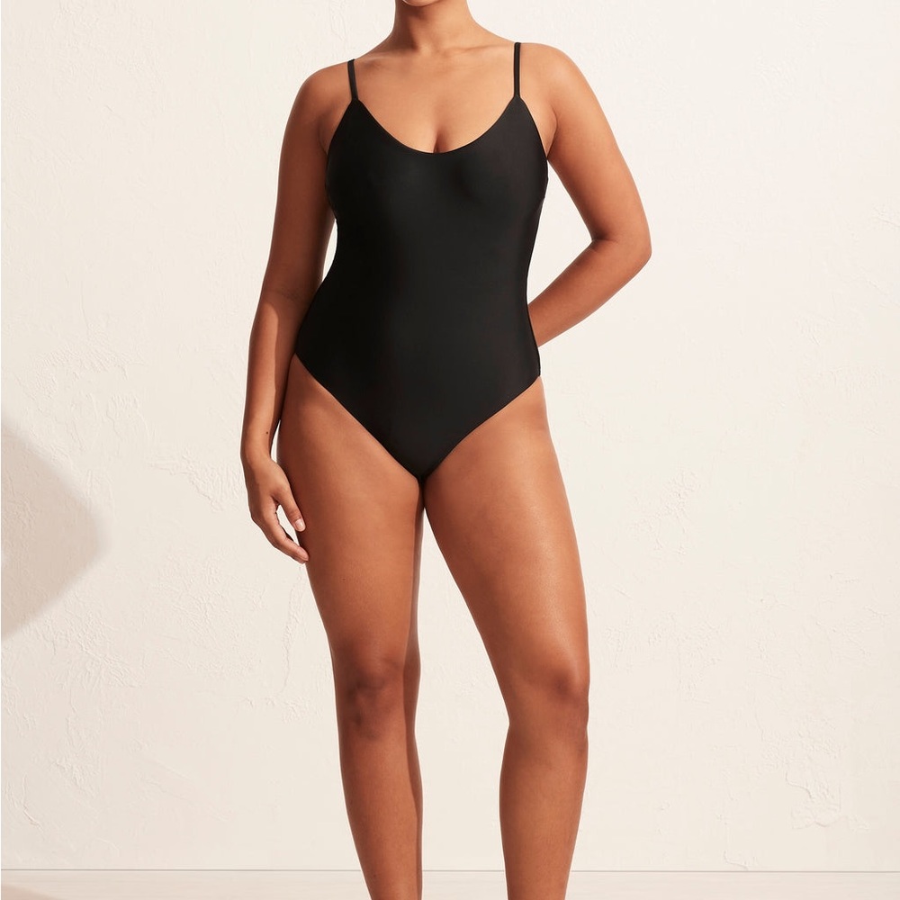 Matteau dark green scoop maillot size 3 (us 6)